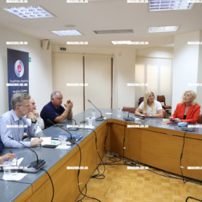 ΣΥΣΚΕΨΗ ΣΚΕΡΤΣΟΥ ΜΕ ΠΑΡΑΓΩΓΙΚΟΥΣ ΦΟΡΕΙΣ