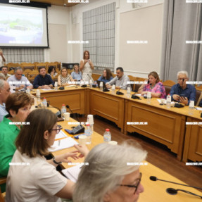 ΣΥΣΚΕΨΗ ΠΑΡΟΥΣΙΑ ΜΕΝΔΩΝΗ ΣΤΗΝ ΠΕΡΙΦΕΡΕΙΑ