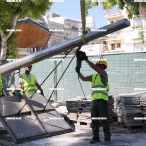 ΑΦΑΙΡΕΣΗ ΤΩΝ ΠΥΛΩΝΩΝ ΑΠΟ ΤΗΝ ΠΛΑΤΕΙΑ ΕΛΕΥΘΕΡΙΑΣ