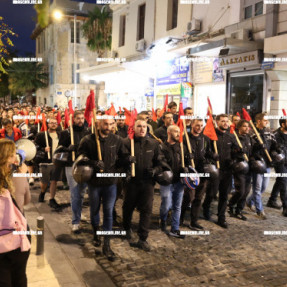 ΑΝΤΙΦΑΣΙΣΤΙΚΗ ΣΥΓΚΕΝΤΡΩΣΗ ΓΙΑ ΤΟΝ ΠΑΎΛΟ ΦΥΣΣΑ