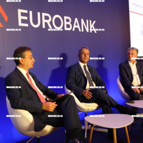 ΕΚΔΗΛΩΣΗ ΤΗΣ EUROBANK ΜΕ ΤΟΝ ΥΠΟΥΡΓΟ ΧΡΗΣΤΟ ΣΤΑΙΚΟΥΡΑ