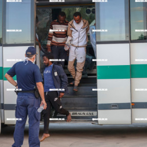 ΣΤΟ ΠΑΛΙΟ ΚΤΕΛ ΟΔΗΓΗΘΗΚΑΝ ΟΙ ΔΙΑΣΩΘΕΝΤΕΣ ΜΕΤΑΝΑΣΤΕΣ